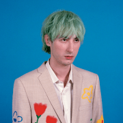 LOÏC LAFRANCE UNVEILS « LA PEUR EST UNE FLEUR » AND ANNOUNCES AN ALBUM 